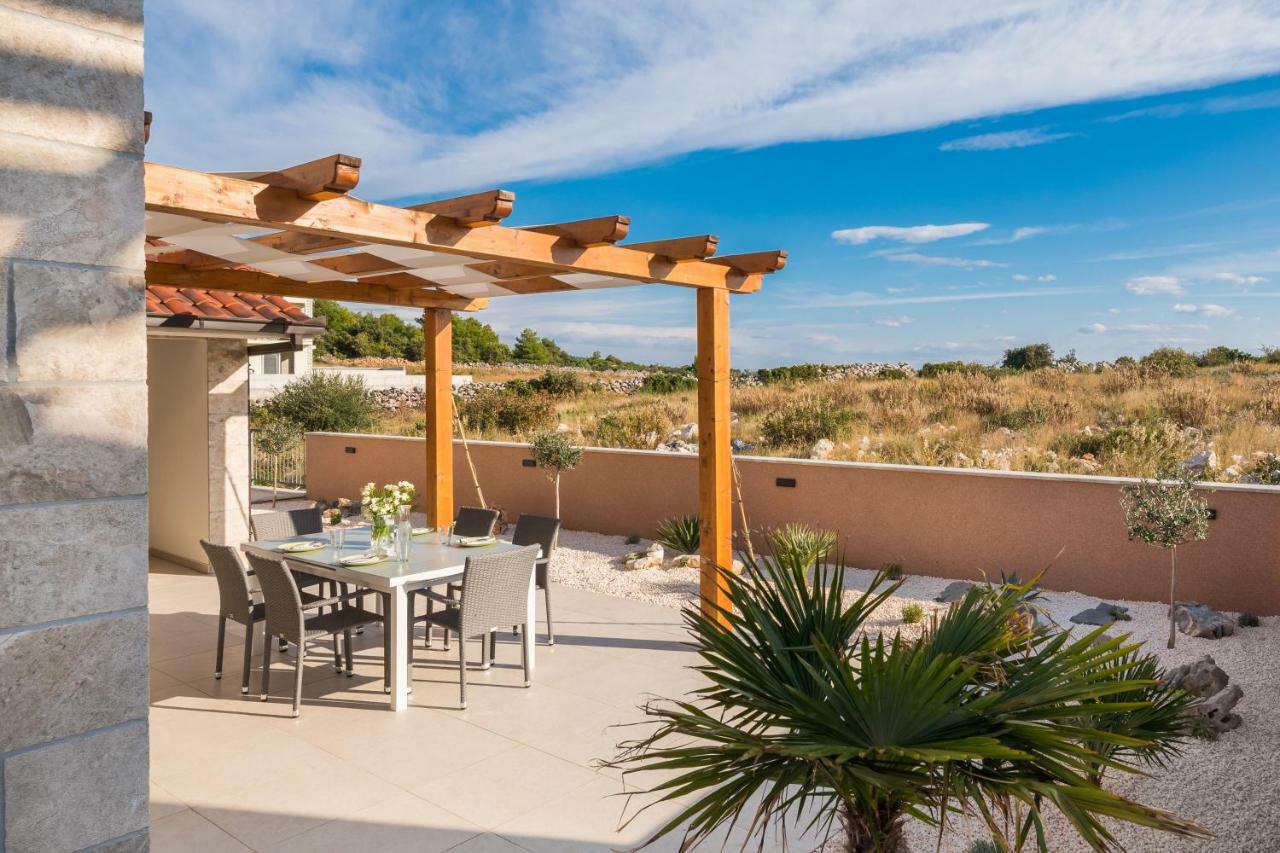 Villa Diomedes With The Sea View And The Pool Rogoznica  Esterno foto