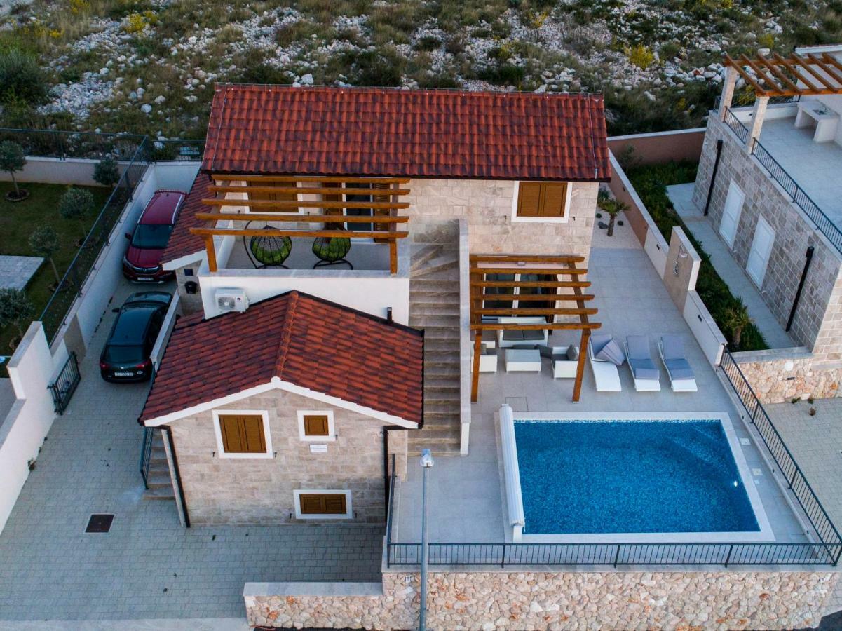 Villa Diomedes With The Sea View And The Pool Rogoznica  Esterno foto